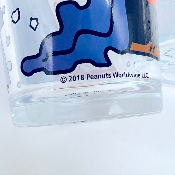 Peanuts Snoopy Linus Charlie Brown Set Of 2 Glassware Cup NIB - Picture 11 of 12